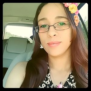 Meet your Posher, Kathina